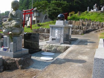 東陽寺　永代供養墓