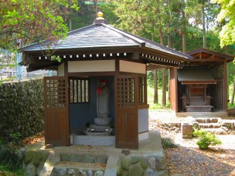 東林寺　地蔵尊